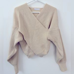 Oak + Fort size S, cross-wrap sweater in White